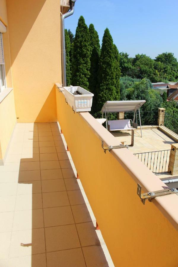 Villa Dolce Vita Eger Exteriör bild